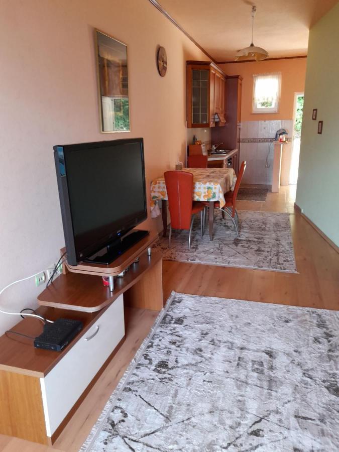 Villa Garden Apartments Herceg Novi Eksteriør billede